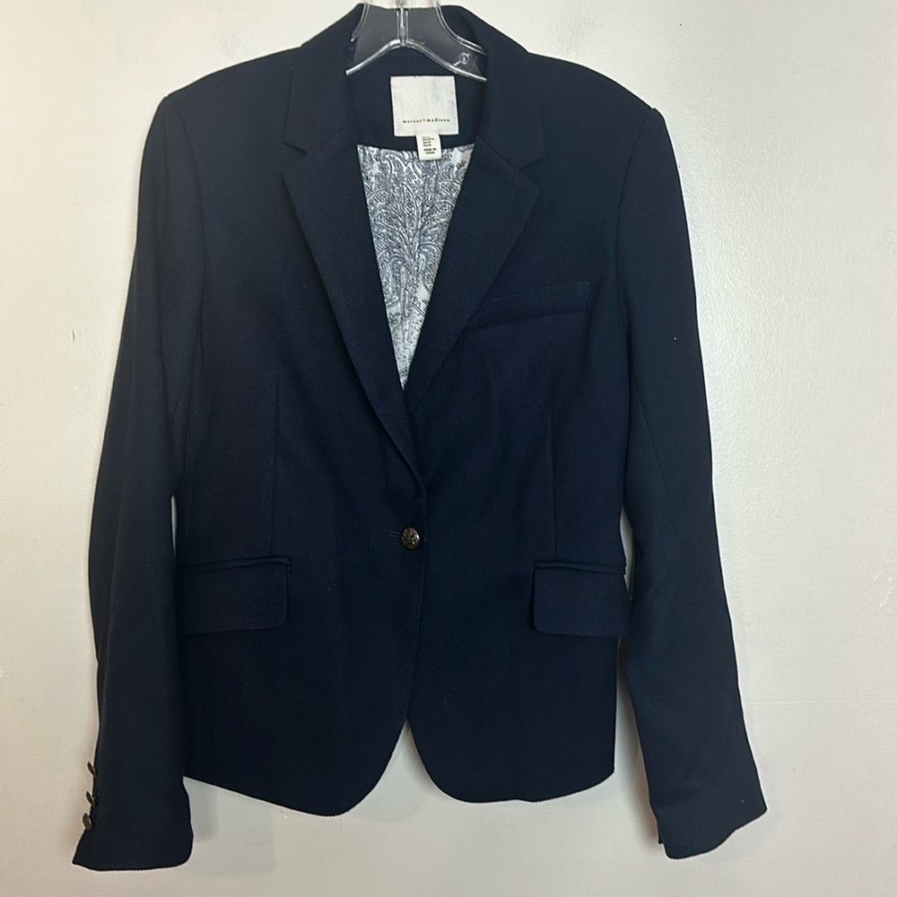 Mercer & Madison Tailored Fit Textured Fabric Classic Navy Blue Blazer